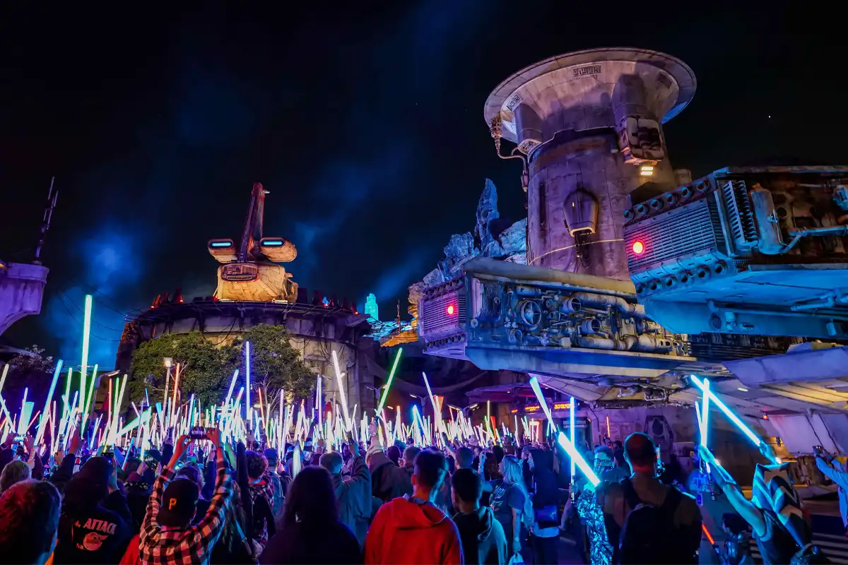 Fãs de Star Wars tem noite especial na Disneyland Califórnia