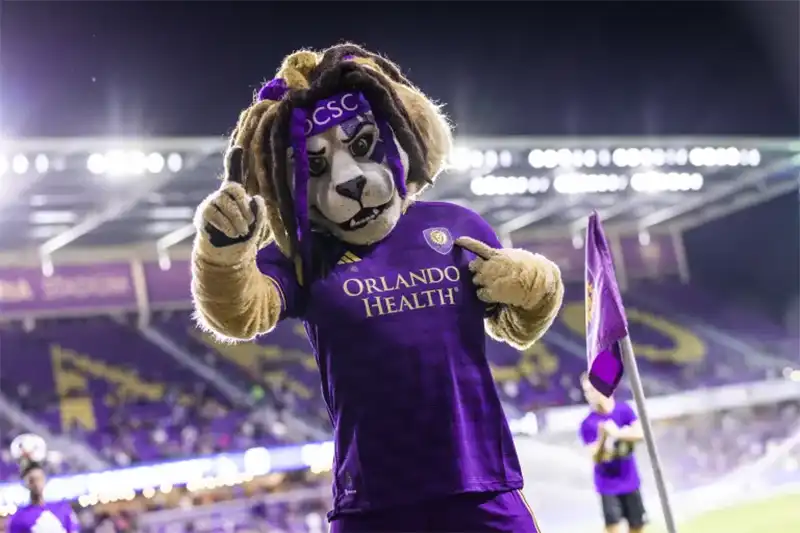 Como posso adquirir ingressos para os jogos do Orlando City?