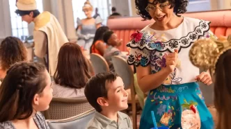 12 opções de refeições com personagens na Disney em Orlando