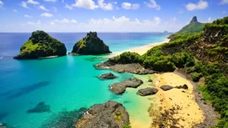 LATAM começa a voar para Fernando de Noronha em 1º de maio
