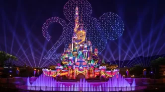 Hong Kong Disneyland celebra 20 Anos com parada inédita, show noturno e mais!