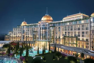 Epic Universe e Helios Grand Hotel recebem visitantes antes de abertura oficial