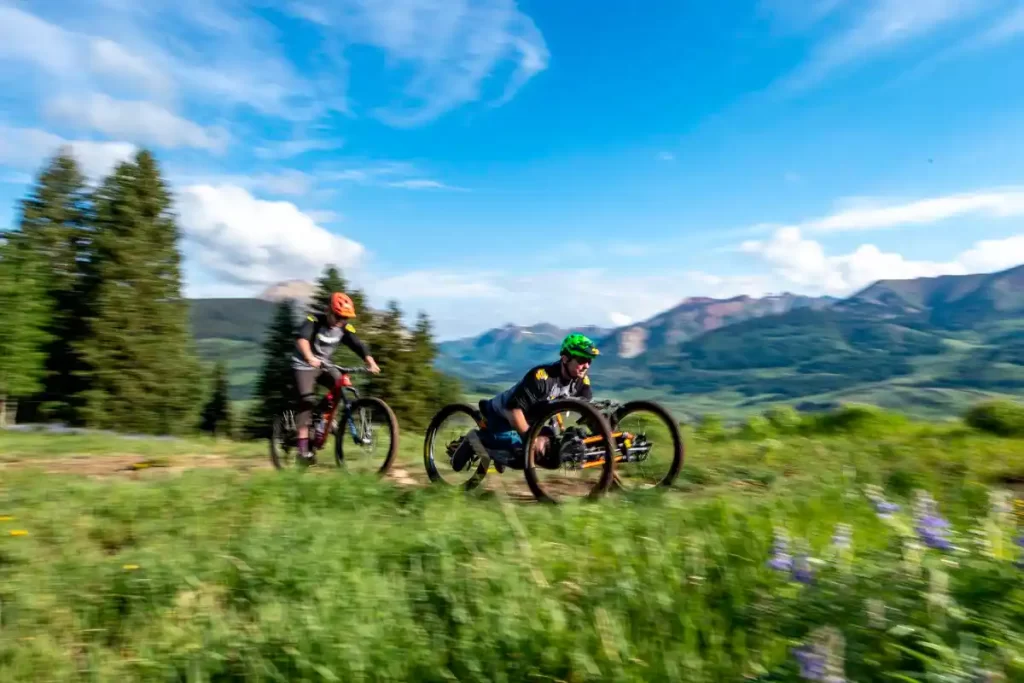 Explore os EUA: Viagens de bicicleta ganham força  