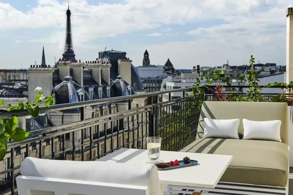 Hôtel Lancaster: Refúgio das estrelas em Paris celebra 100 anos de história