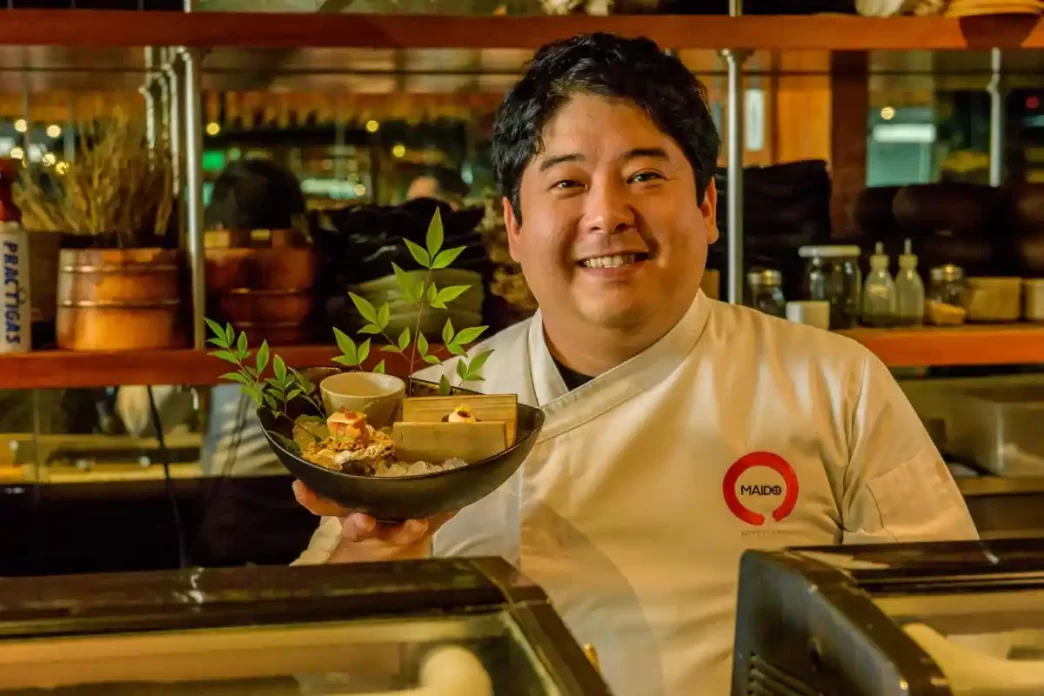 Restaurante administrado pelo chef Mitsuharu Tsumura foi premiado durante a cerimônia dos 50 melhores restaurantes do mundo. É o segundo restaurante peruano a alcançar o primeiro lugar.