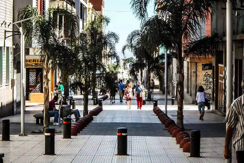 Perca-se na história da Ciudad Vieja