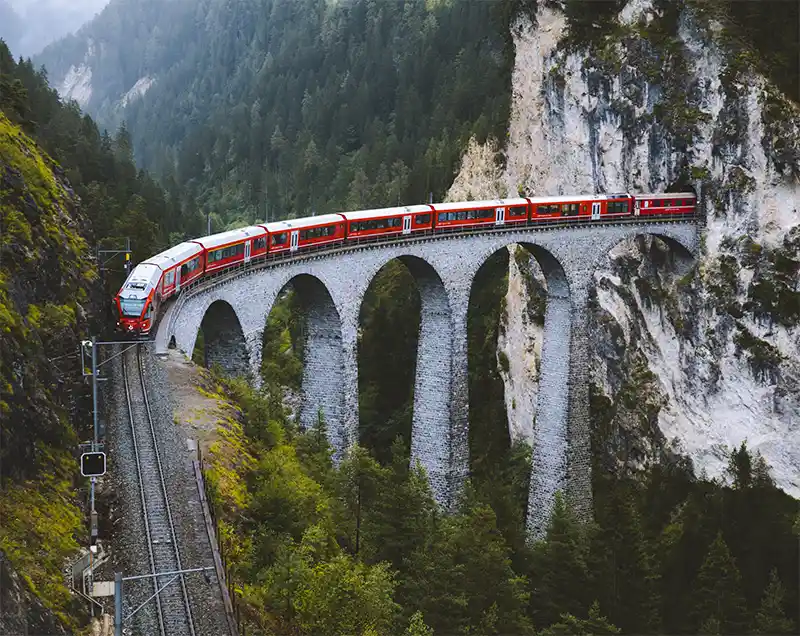 5 motivos para escolher o trem na sua viagem pela Suíça