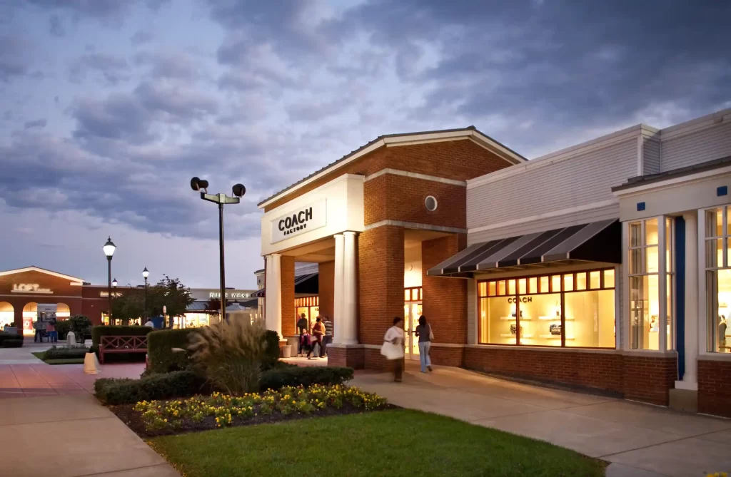 Leesburg Premium Outlets