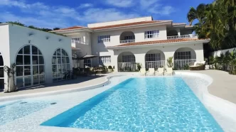 Novo hotel boutique com charme francês inaugura em Búzios