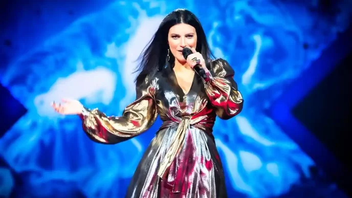 Laura Pausini anuncia turnê mundial e show no Brasil em 2027