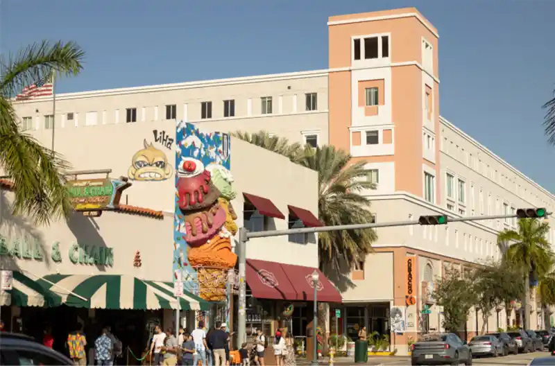 Little Havana: O Coração de Cuba em Miami