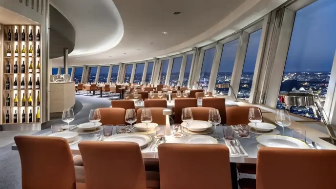 Novo Restaurante em Berlim tem vistas 360º e clássicos revisitados