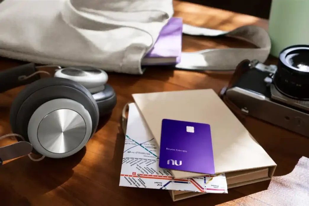 Nubank Ultravioleta lança Black Friday no Nu Viagens com cashback turbinado