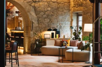 Timbre Hotels redefine o luxo com legado histórico e experiências Porto