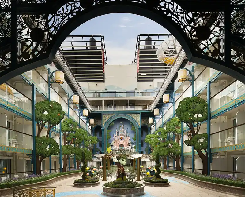 Disney Adventure: Conheça o novo e mágico navio da Disney Cruise Line na Ásia