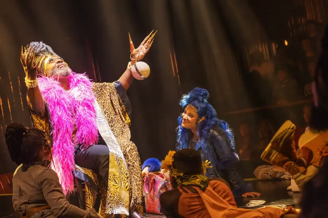 Novos espetáculos chegam a Broadway em Nova York na primavera americana