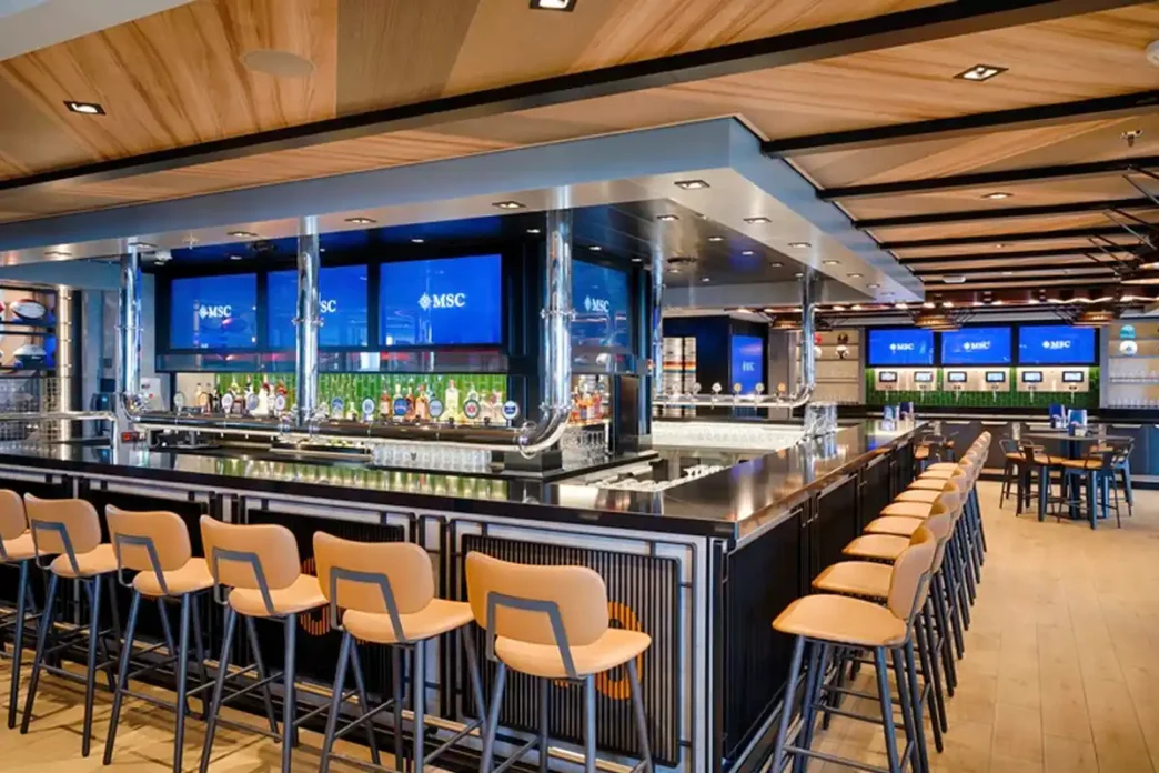 Futebol em alto mar: Como assistir à Copa do Mundo na MSC Cruzeiros