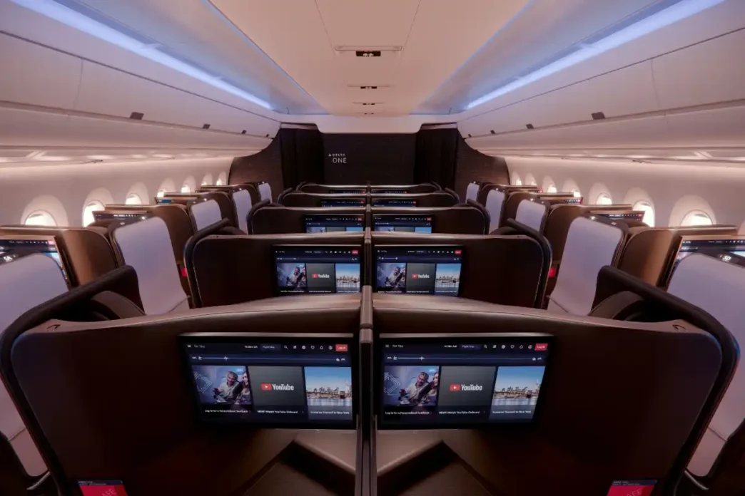 Nova cabine da Delta traz suítes privativas e luxo nas nuvens