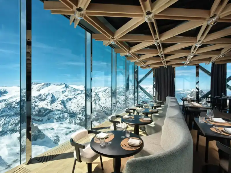 TITLIS Tower: Experiências premium para quem visita os Alpes Suíços