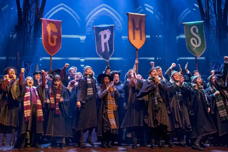 NYC Broadway Week 2026 tem ingressos 2 por 1 em 25 espetáculos