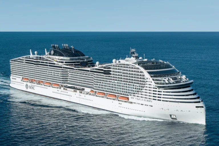 Cruzeiro no Caribe sem visto: pacote completo MSC World Europa