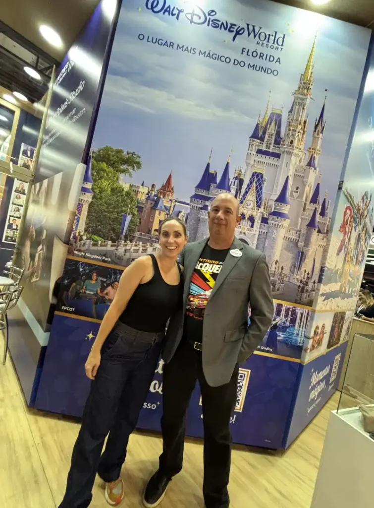 Maria Elisa (MIPYMAG) e Alexander Haim (Disney)