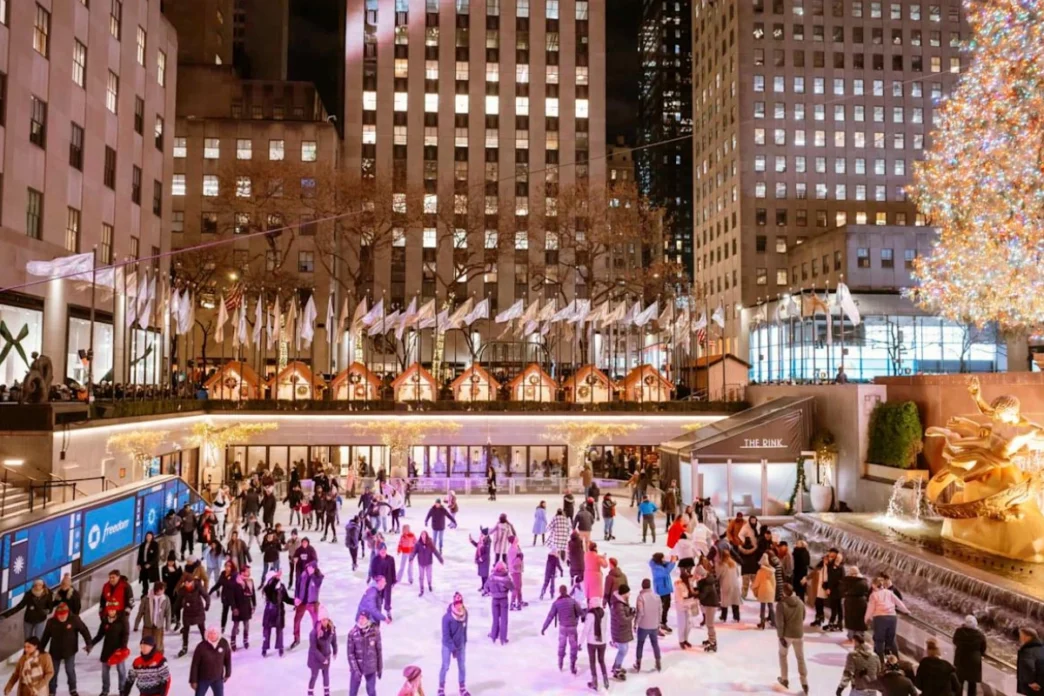 Pista de patinação do Rockefeller Center celebra 90 anos em Nova York